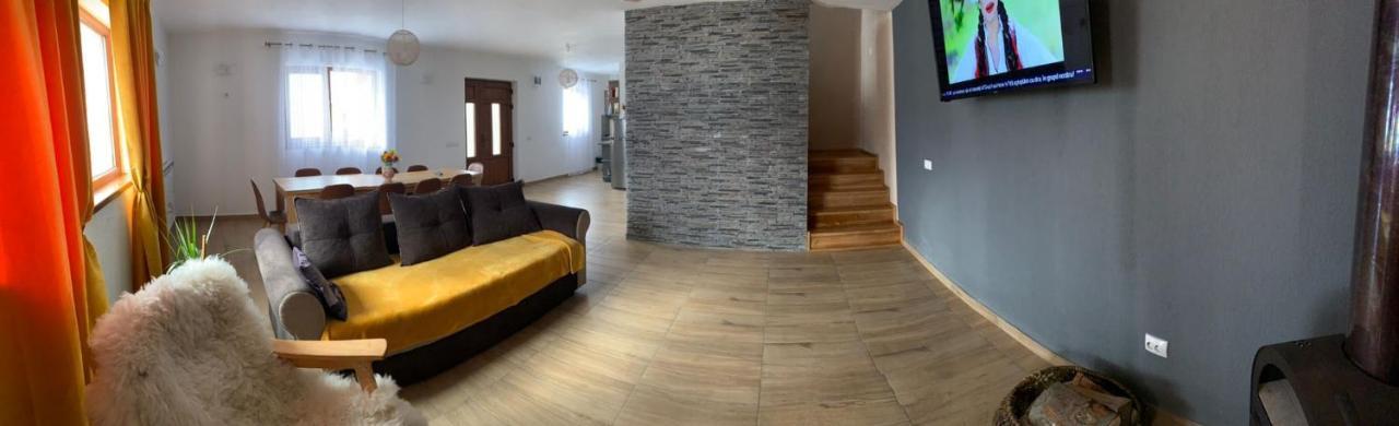 Casa Loredana Кирцишоара Екстер'єр фото