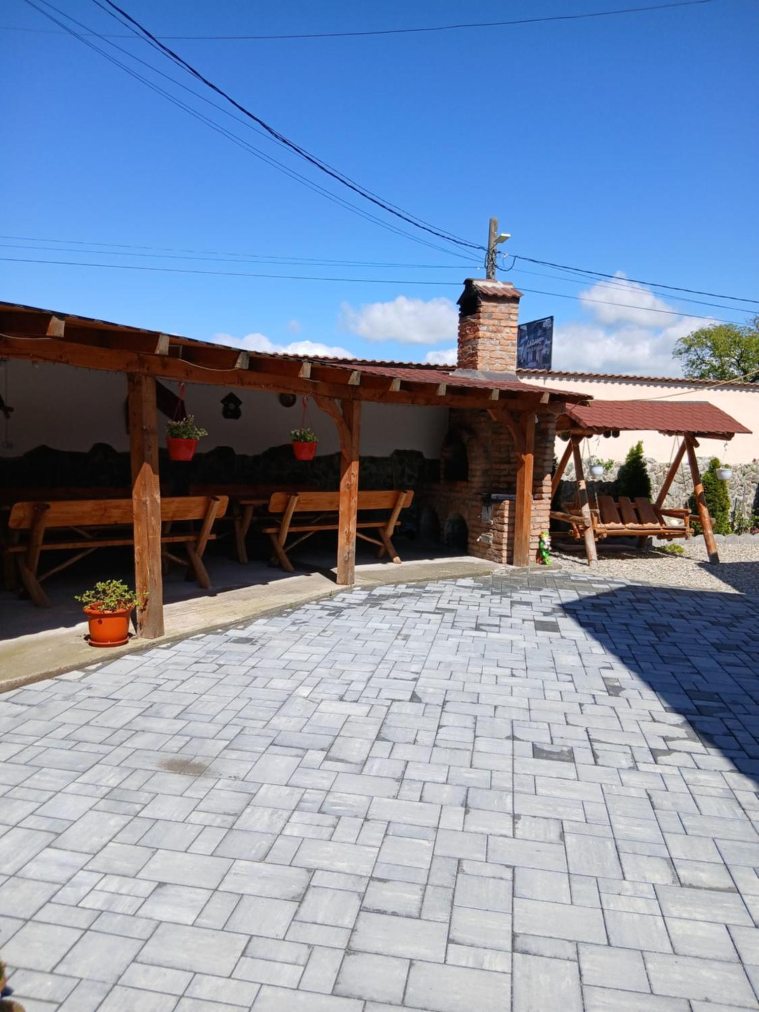 Casa Loredana Кирцишоара Екстер'єр фото